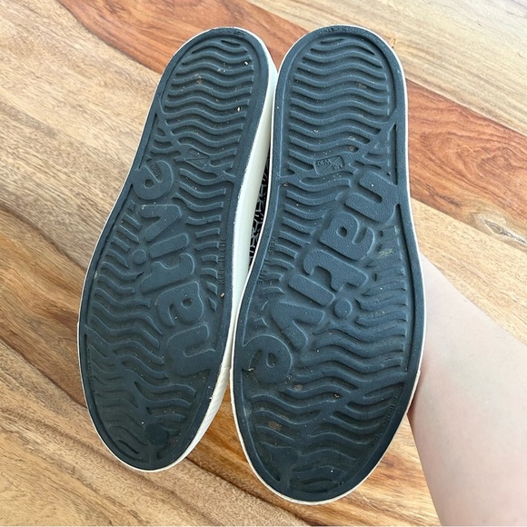 Native Jefferson unisex slip on water shoe - Picture 10 of 11